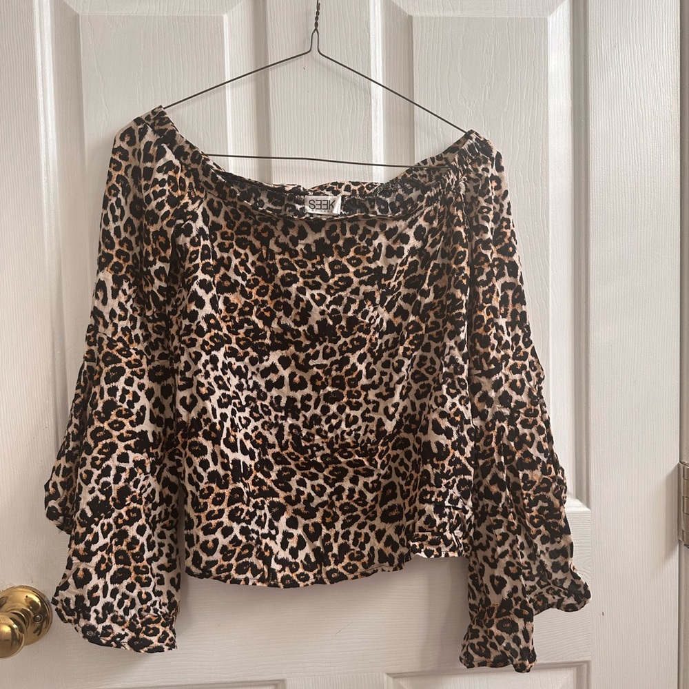 SEEK THE LABEL. Leopard Print Off-Shoulder Blouse